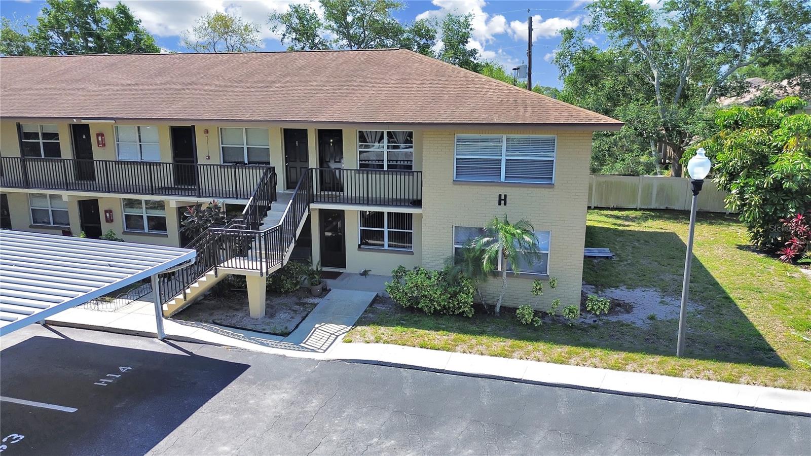 2501 Harn Blvd #H39