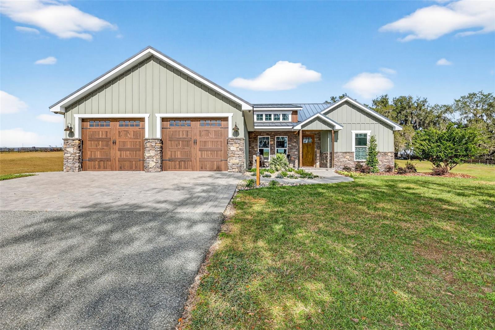 32103 Rusty Creek Trl photo 1