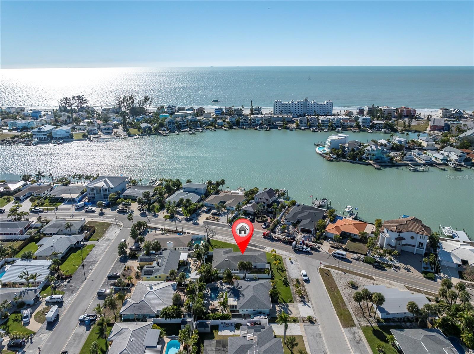 8651 Gulf Blvd