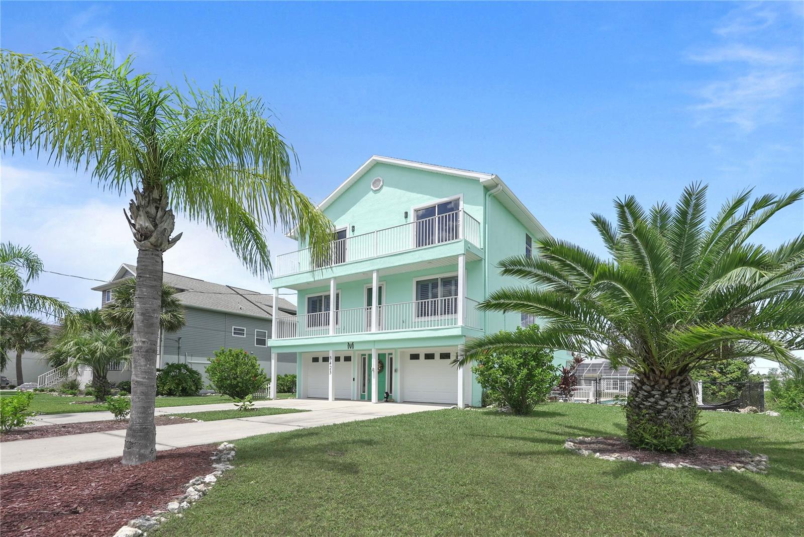 3423 Palometa Dr