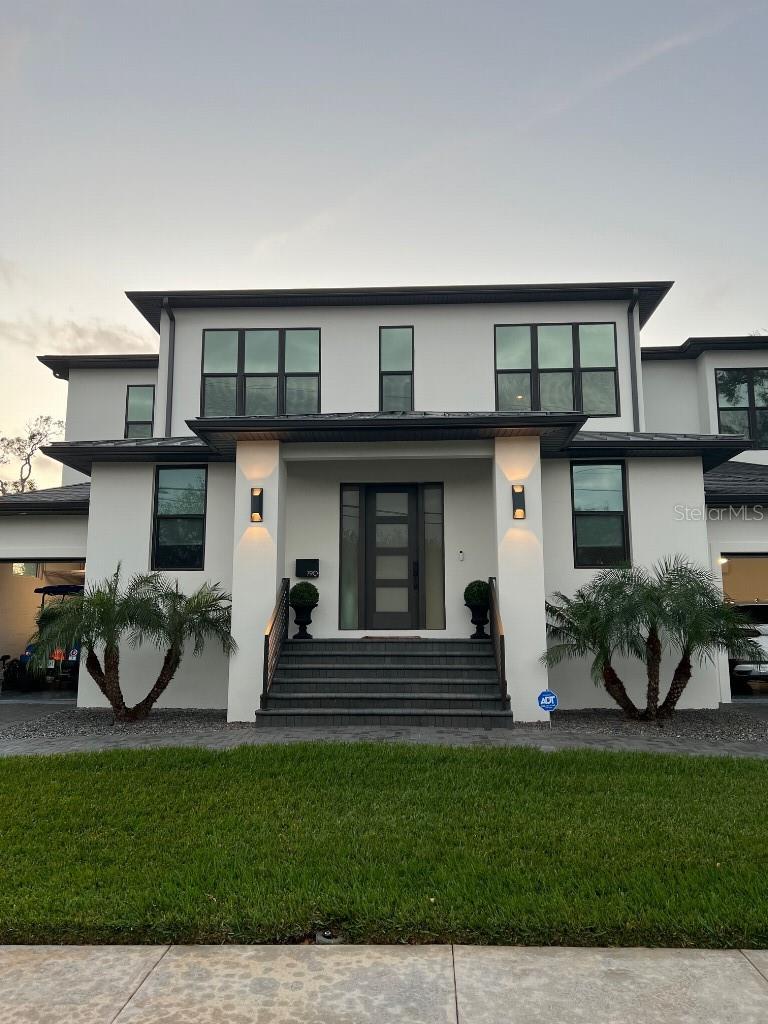 790 Cordova Blvd NE photo 1