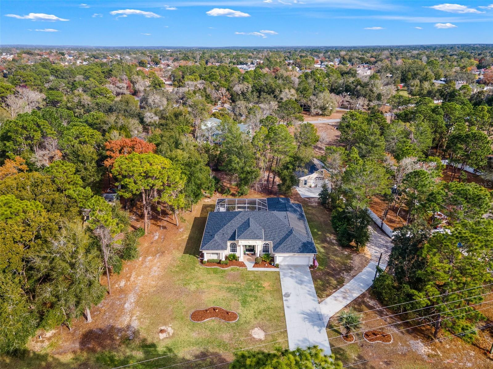 14071 Linden Dr