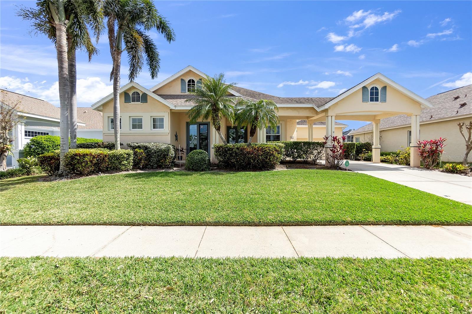 4616 Blue Marlin Dr