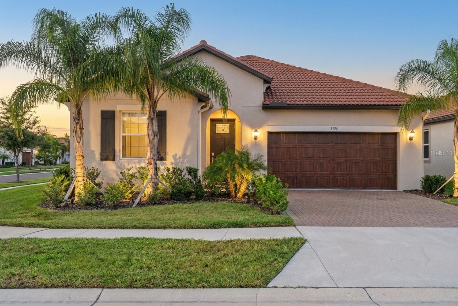 5524 Little Path Dr photo 1