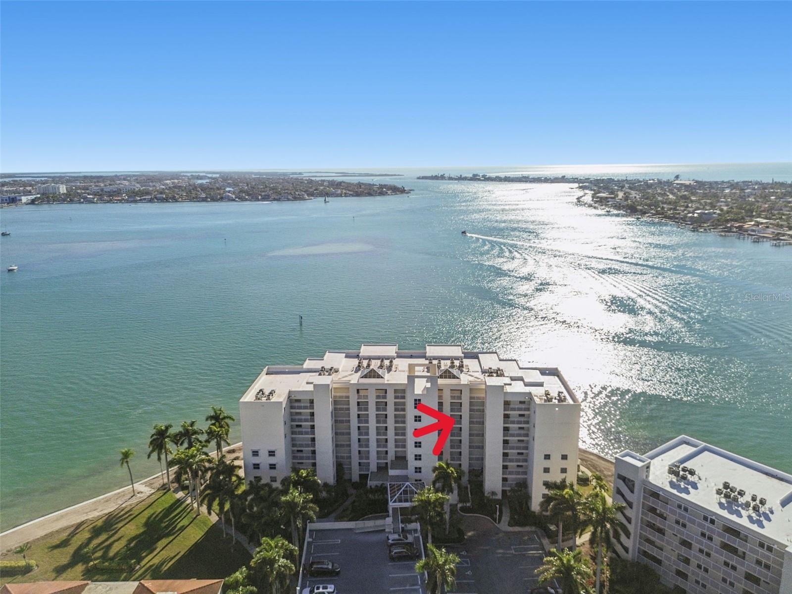 6105 Bahia Del Mar Cir #686