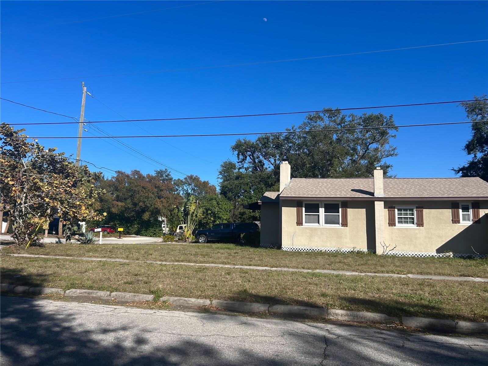 3324 W Marlin Ave