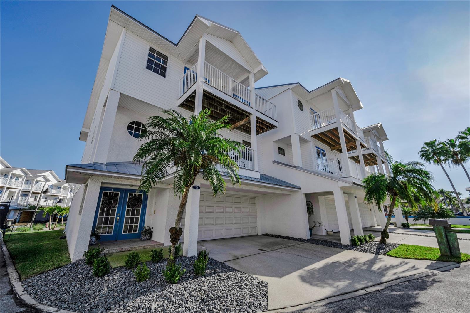106 Yacht Club Cir