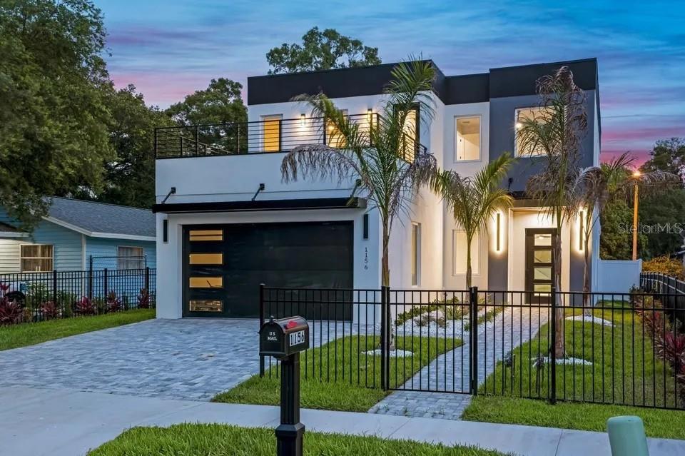 1156 Cocoanut Ave