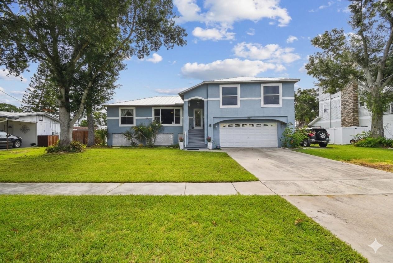 317 Shore Dr E photo 1
