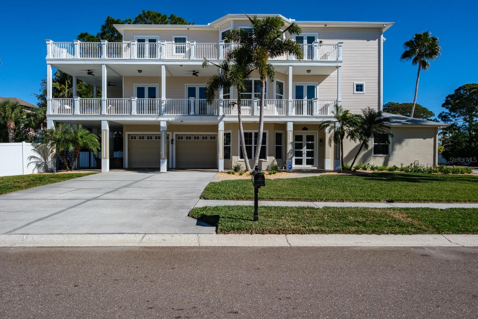1700 Oyster Point Way