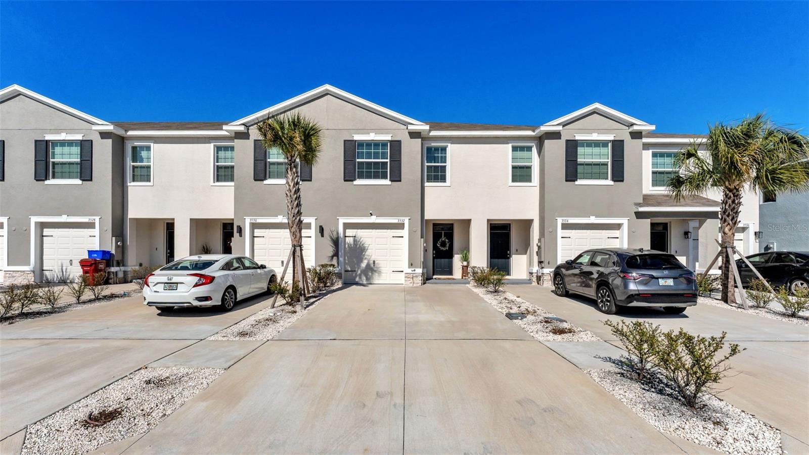 3532 White Dandelion CT