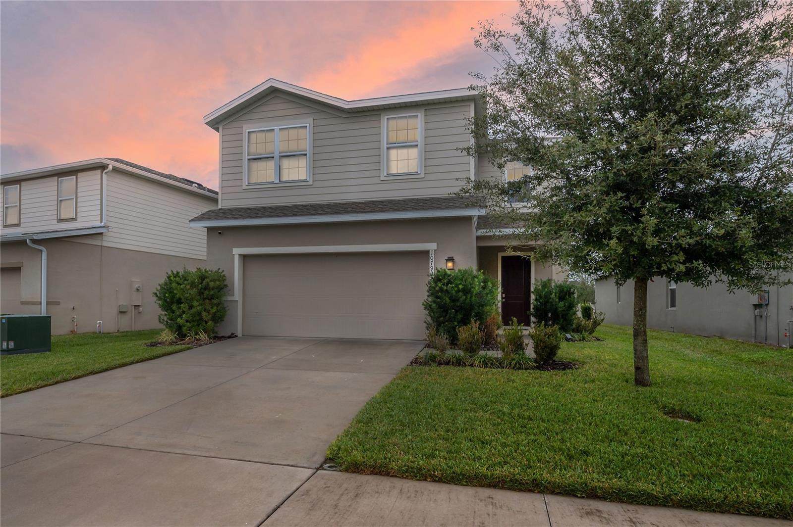 10792 Hawks Landing Dr