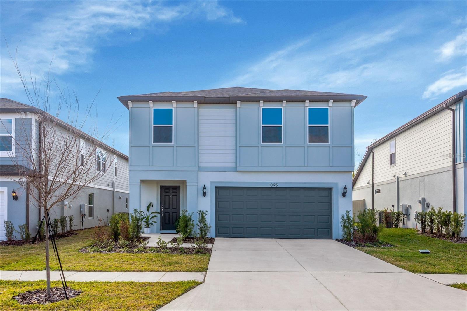 1095 Kistna Dr photo 1