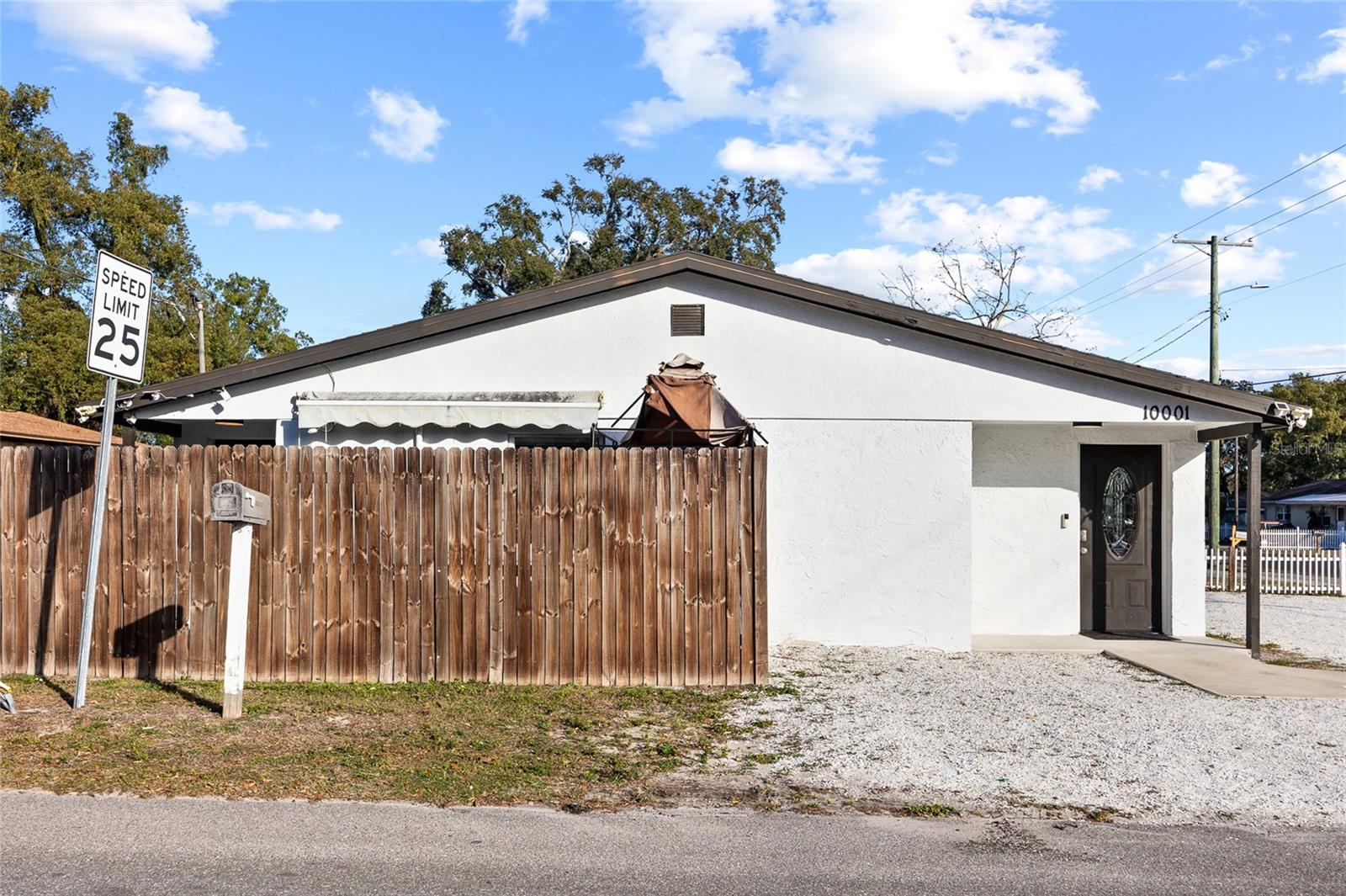 10001 N Annette Ave photo 1