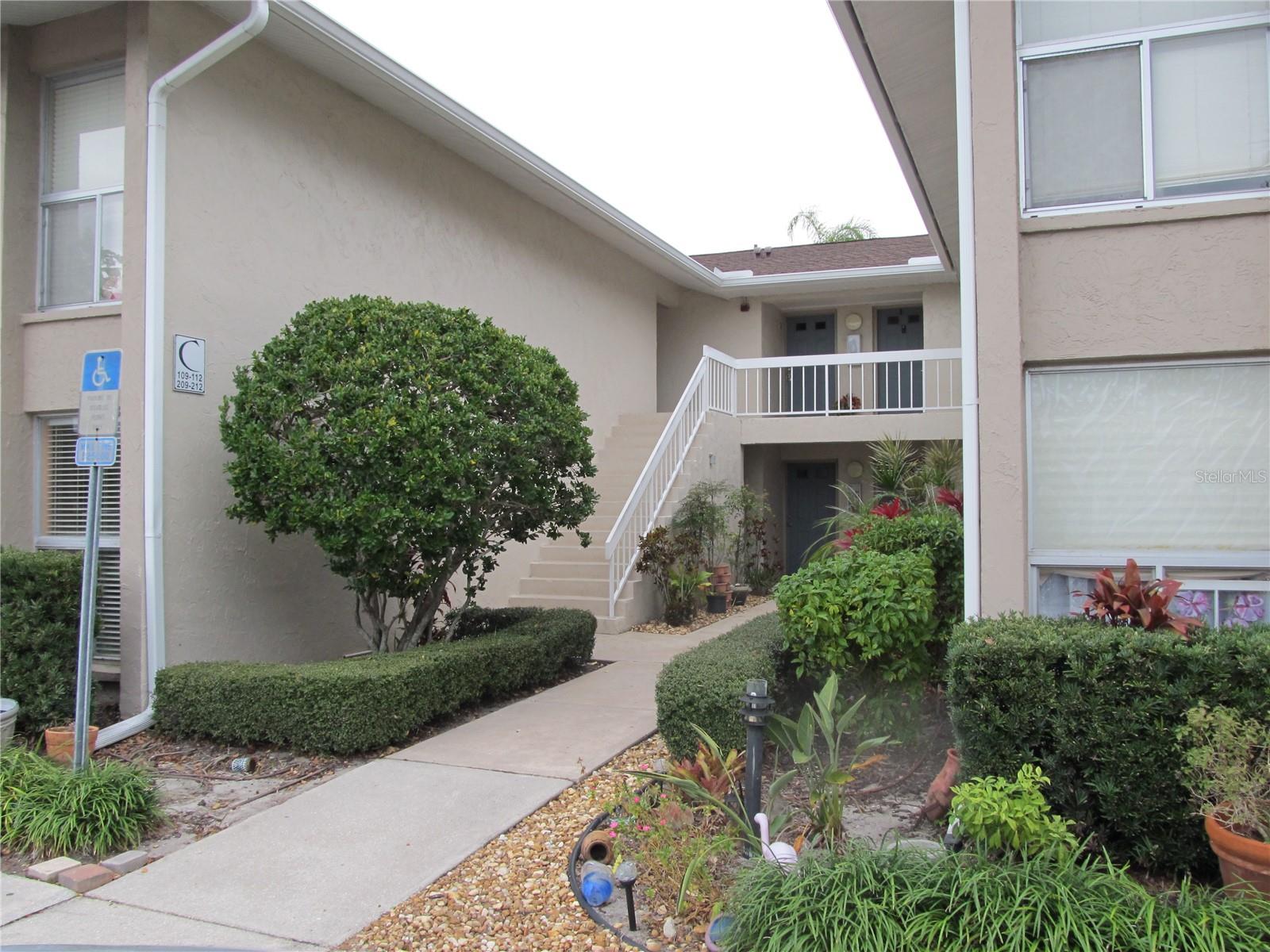 2121 Wood St #212 photo 1