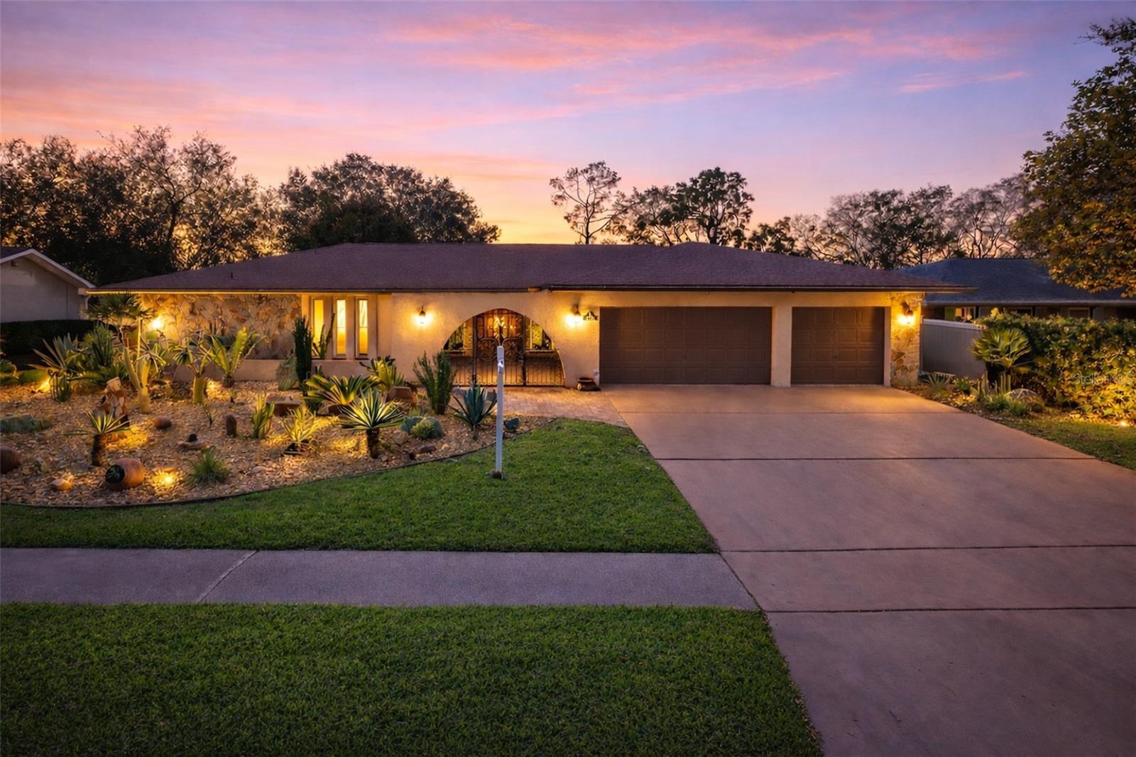 2721 Northridge Dr E photo 1