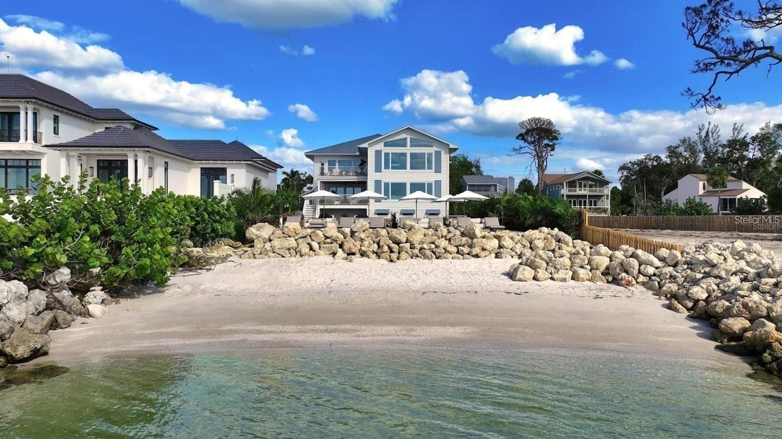 4046 Higel Ave