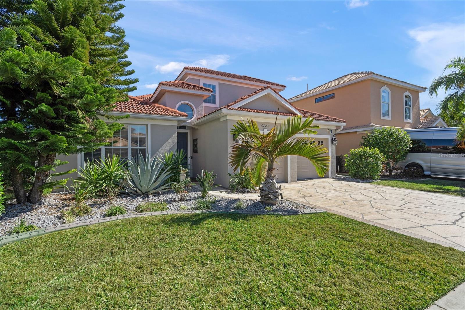 6723 Tailfeather Way