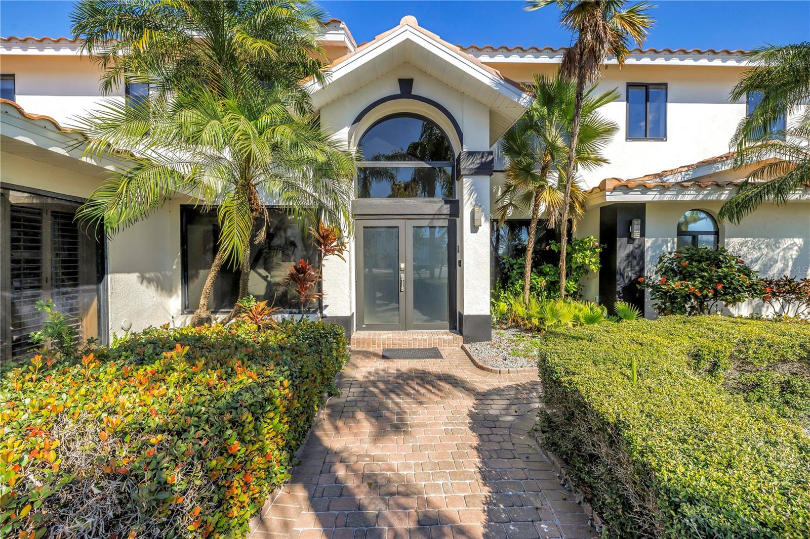 583 Crystal Dr