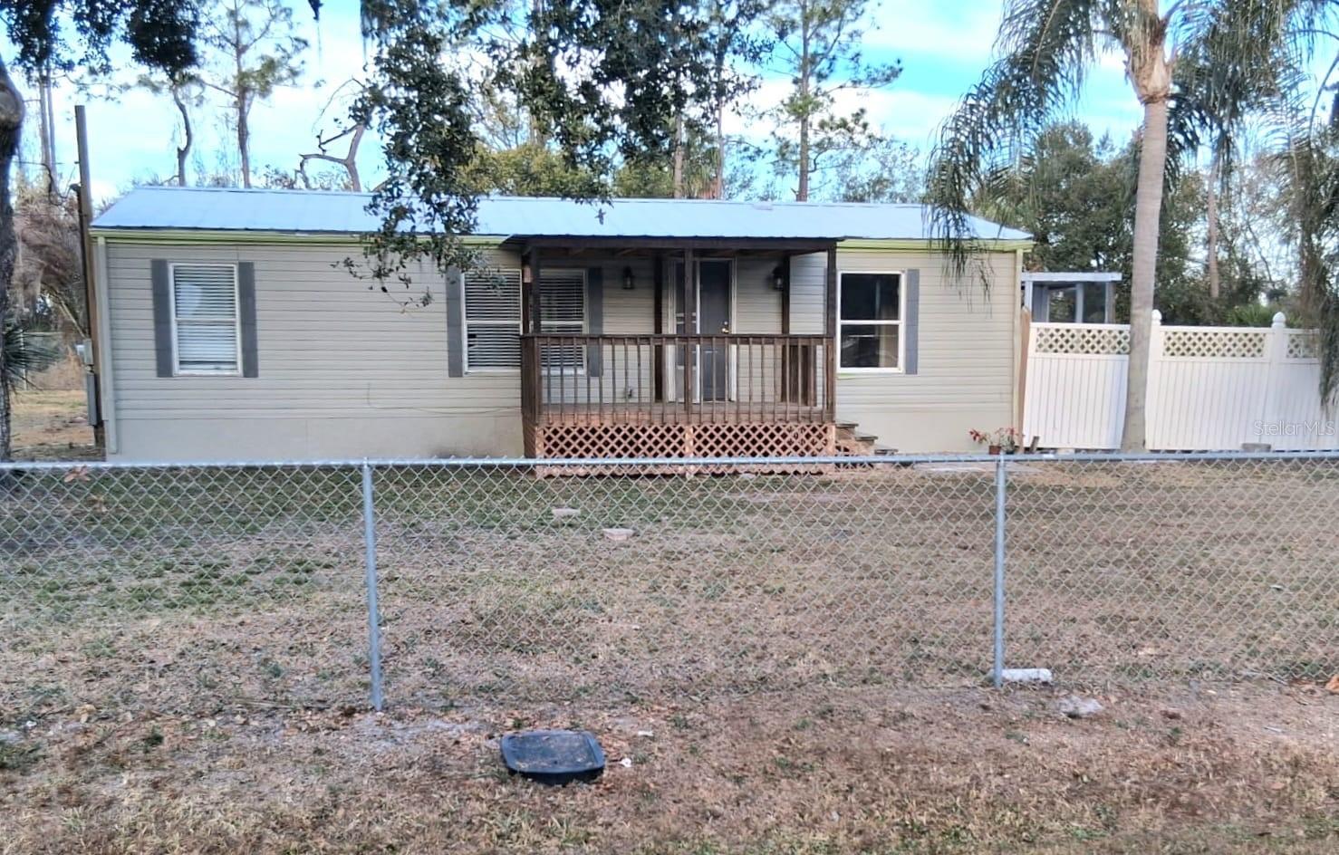 8013 Formby St photo 1