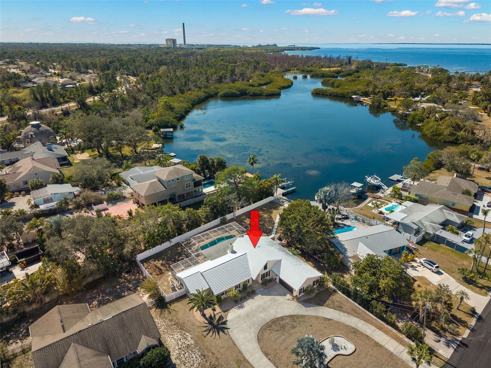 2138 Bayou Dr