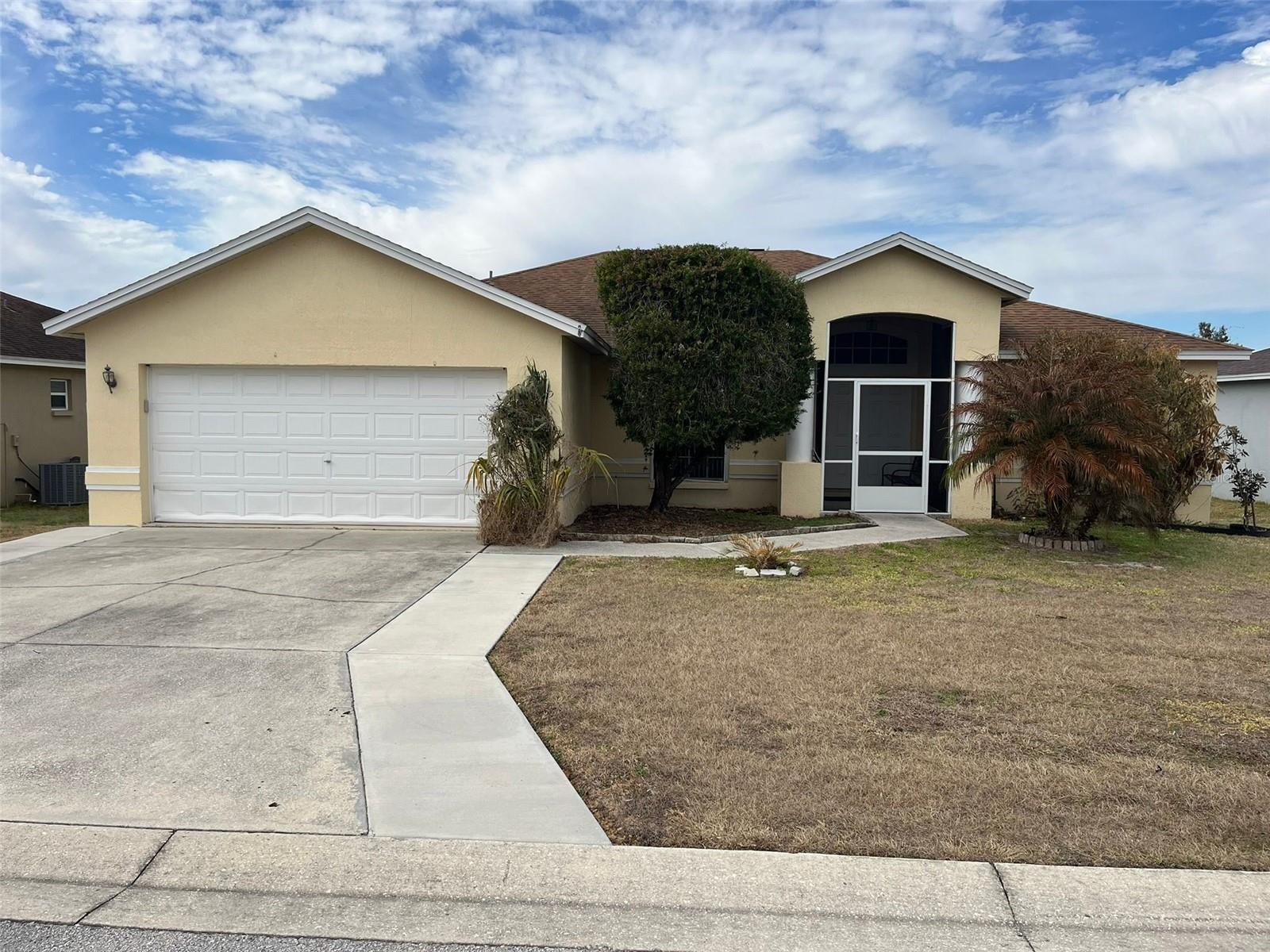 3549 Manor Loop photo 1