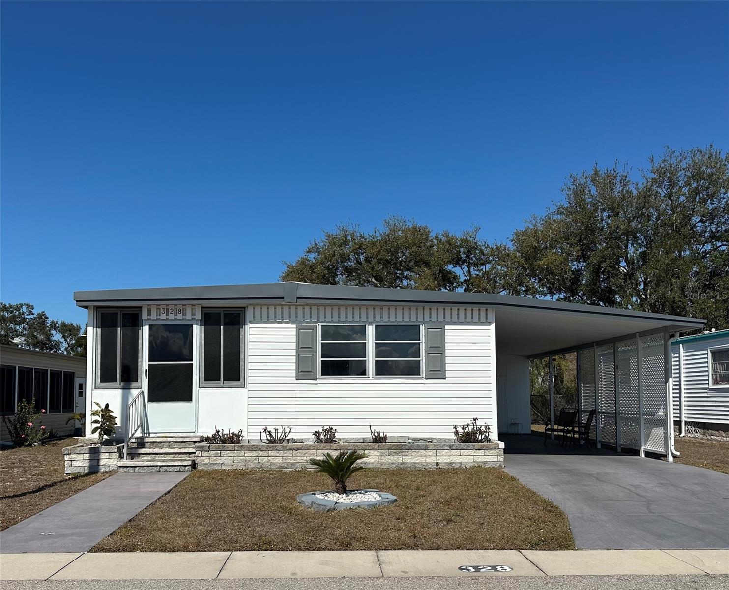 5619 Bayshore Rd #328 photo 1