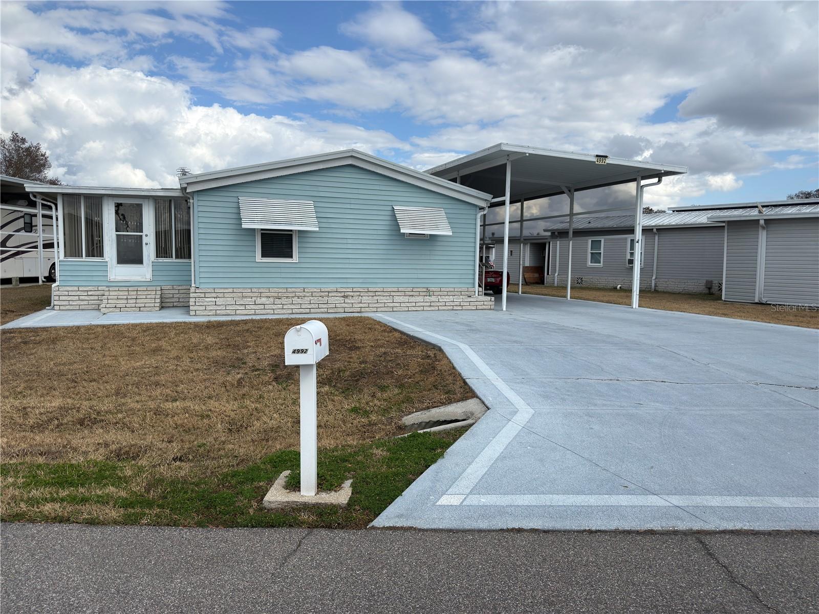 4992 Shore Line Dr