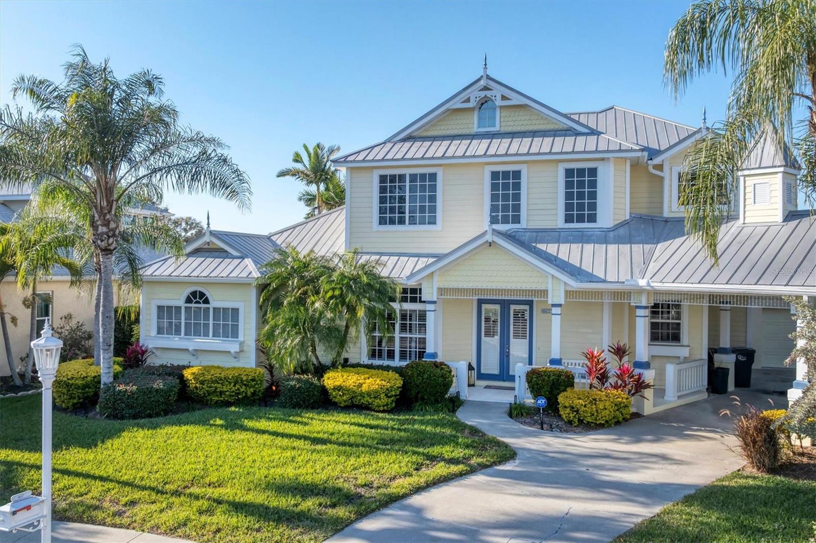 4627 Barracuda Dr photo 1