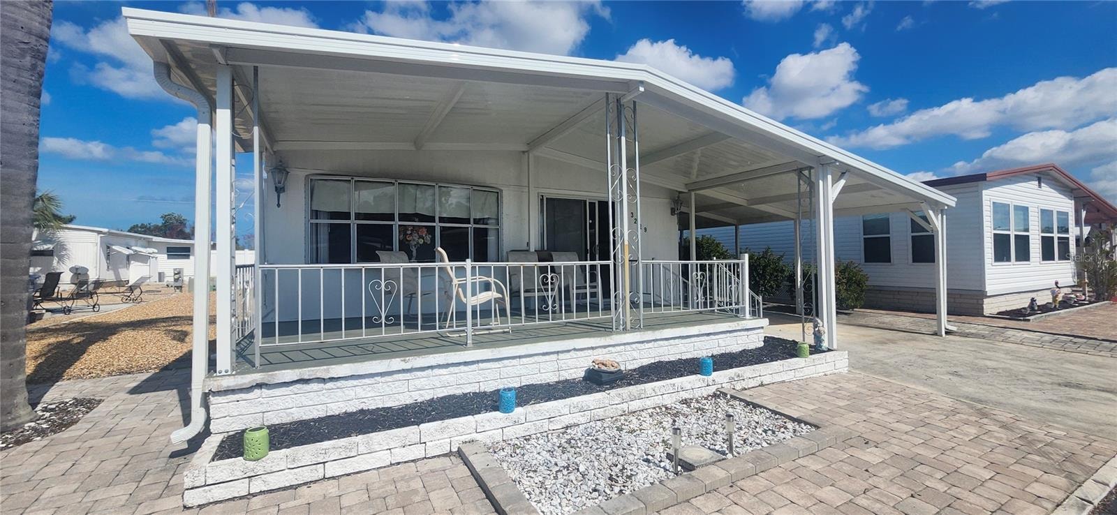 3229 Tiki Dr