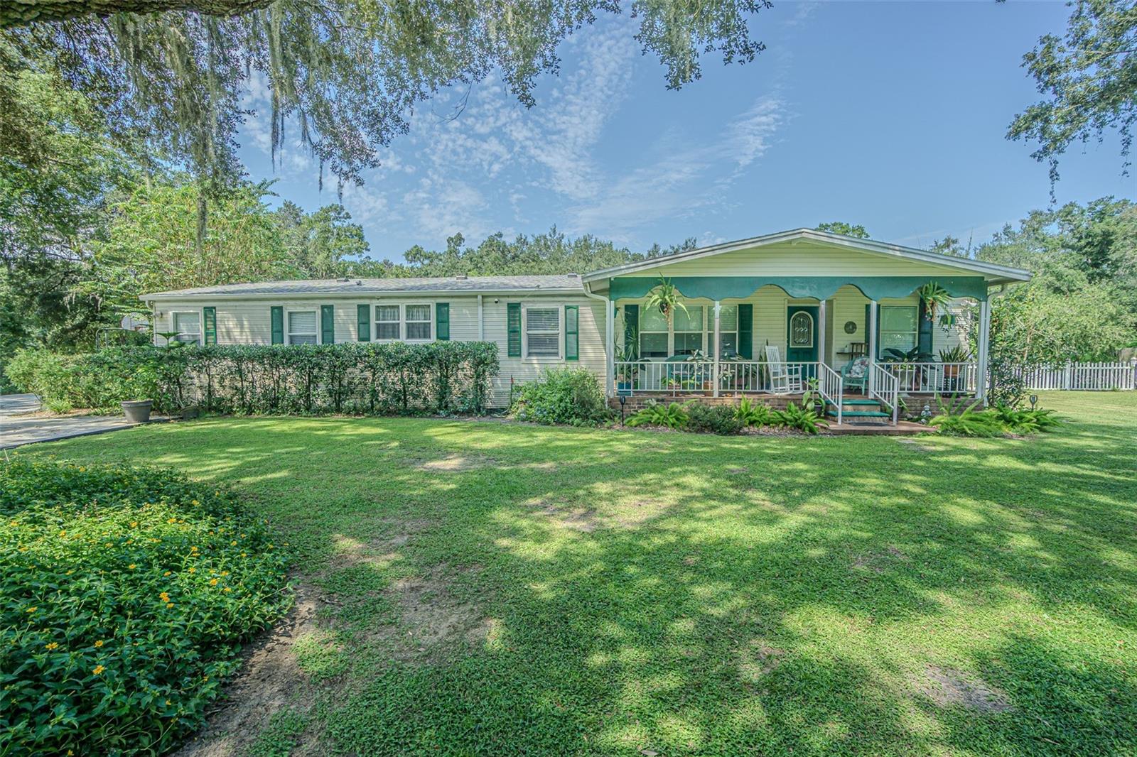 3349 Oakwood Dr