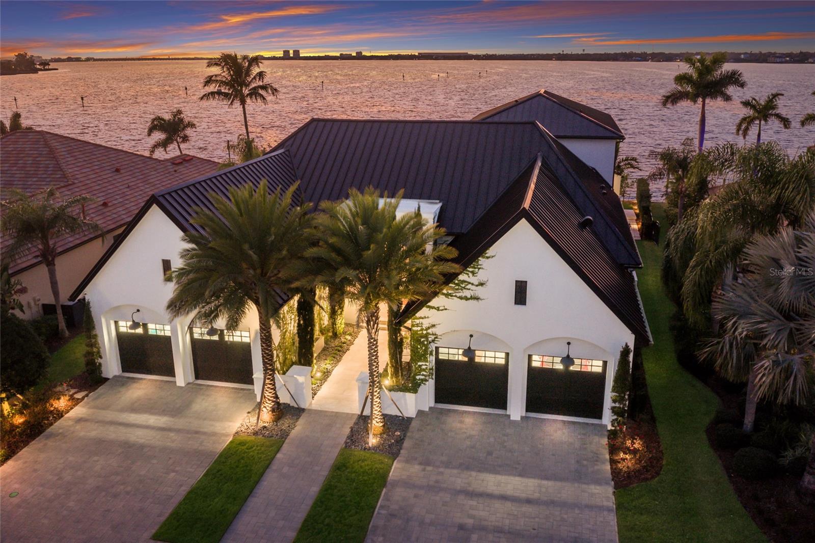 628 Regatta Way