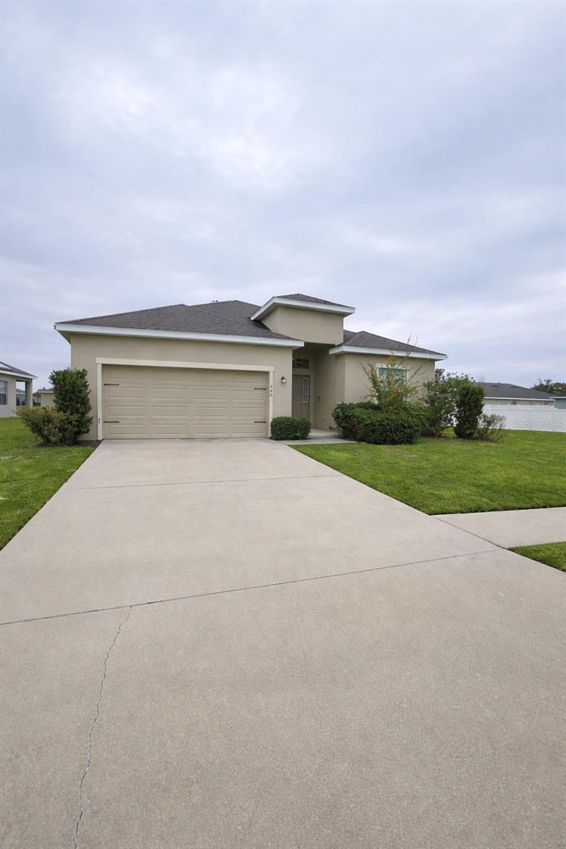 446 Glenkirk Way
