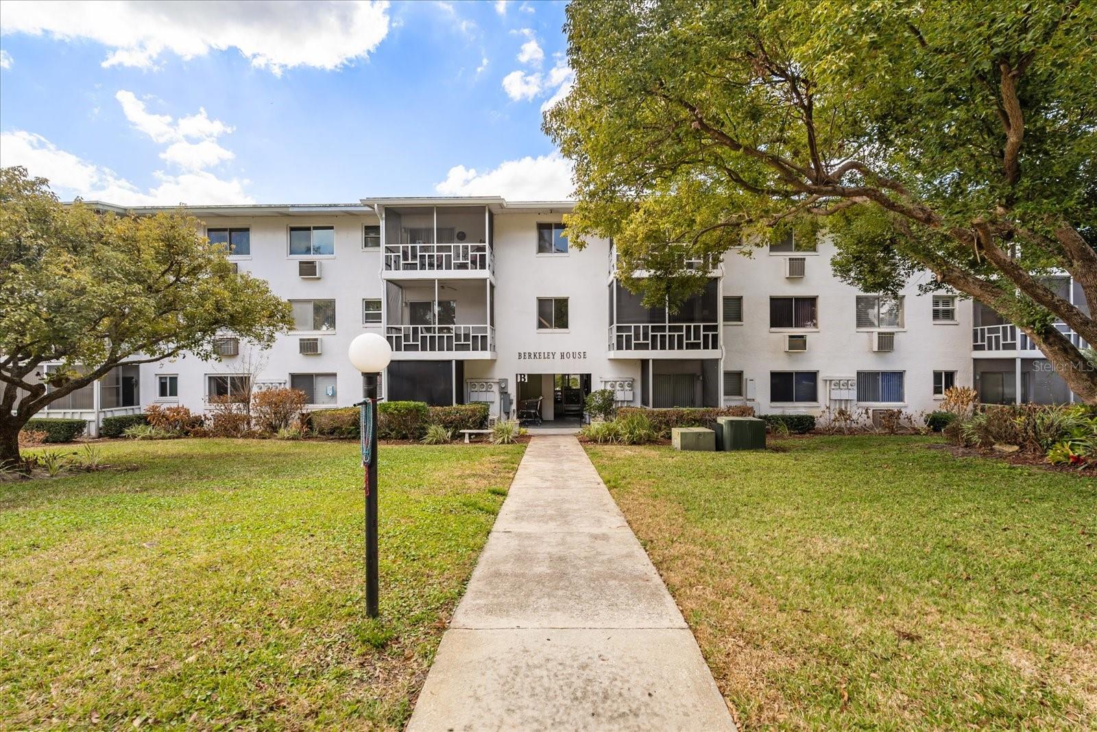 1700 6th St NW #B24