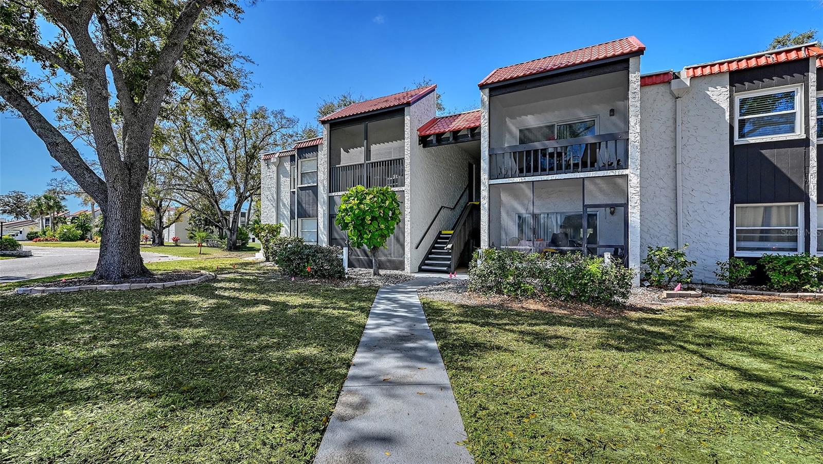 3201 Beneva Rd #204 photo 1