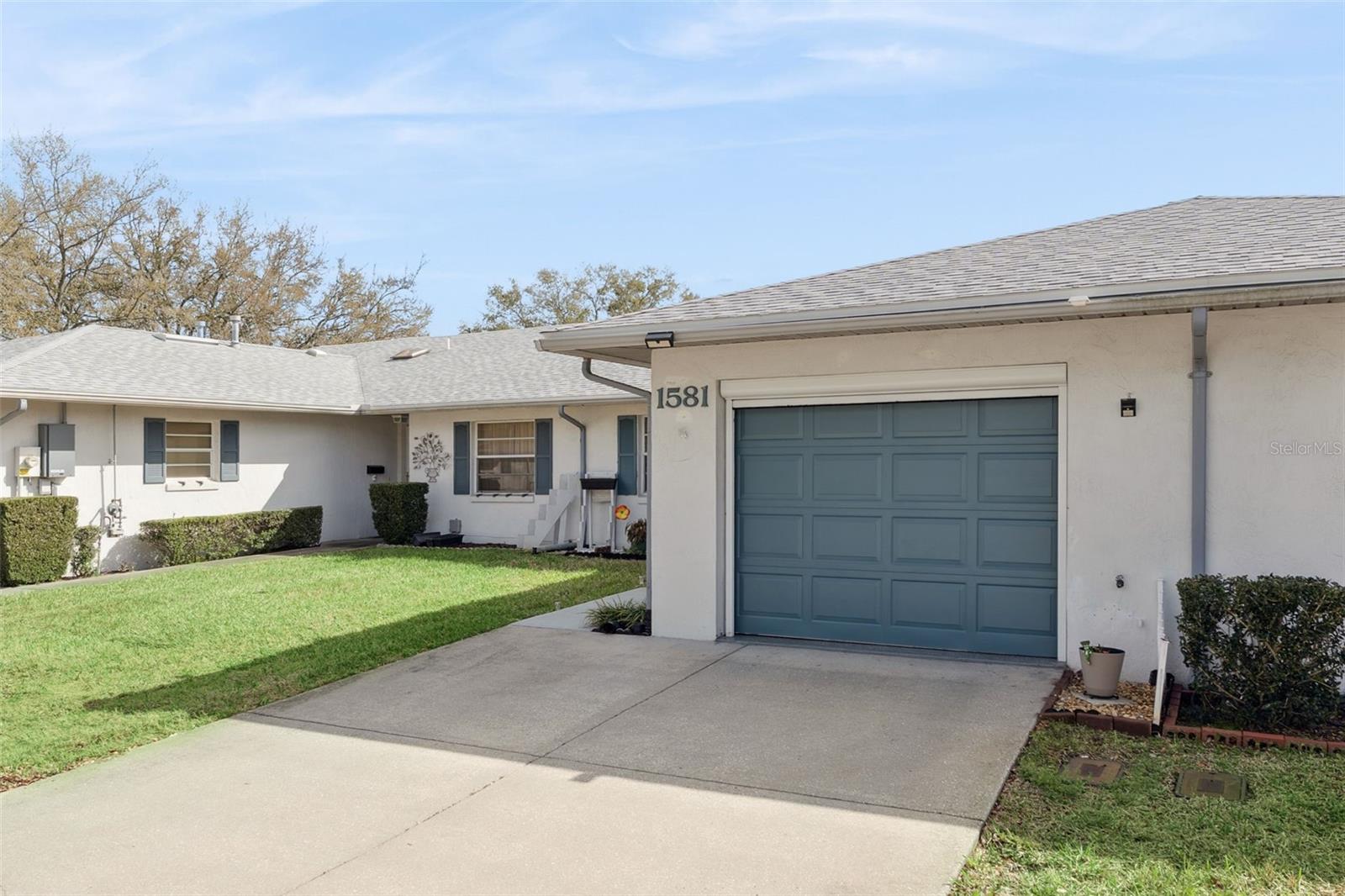 1581 Oakview Cir SE