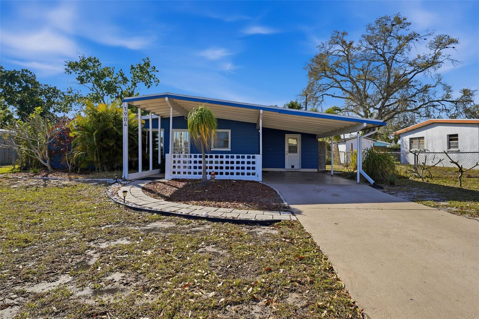 1904 31st St W