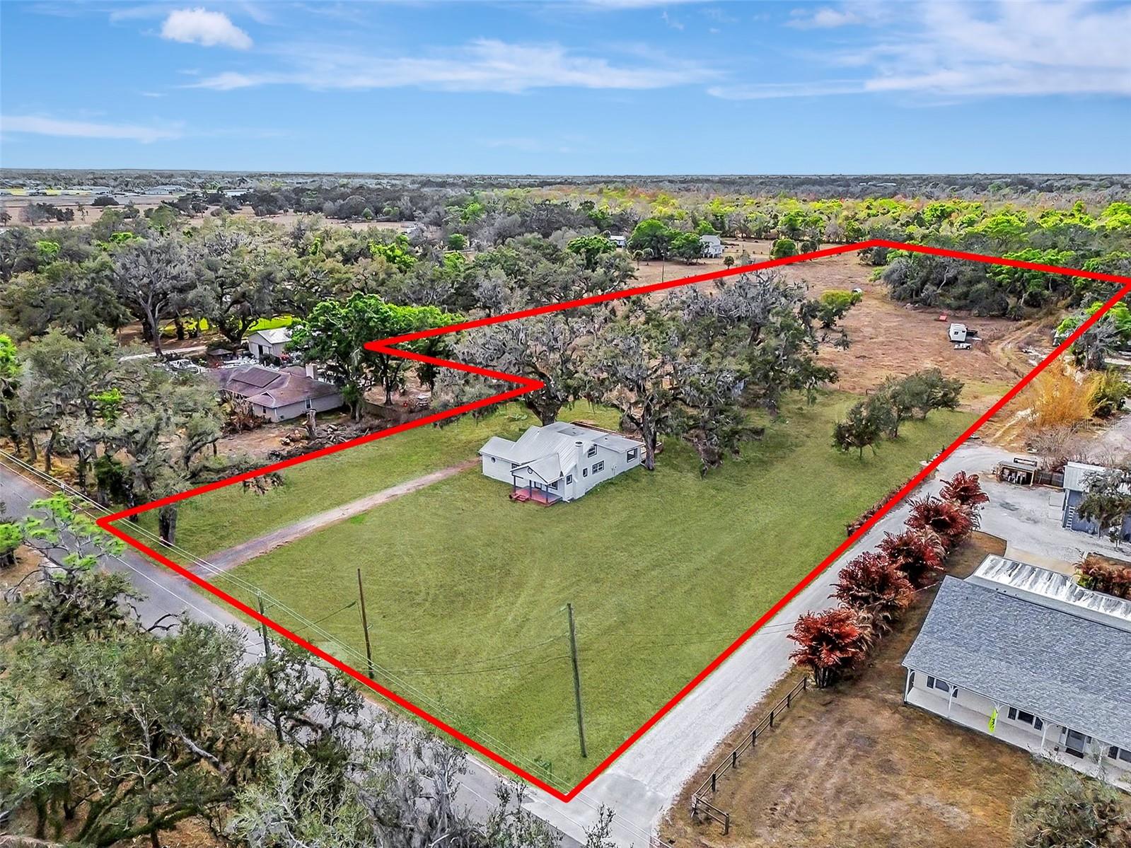 6305 Jim Davis Rd