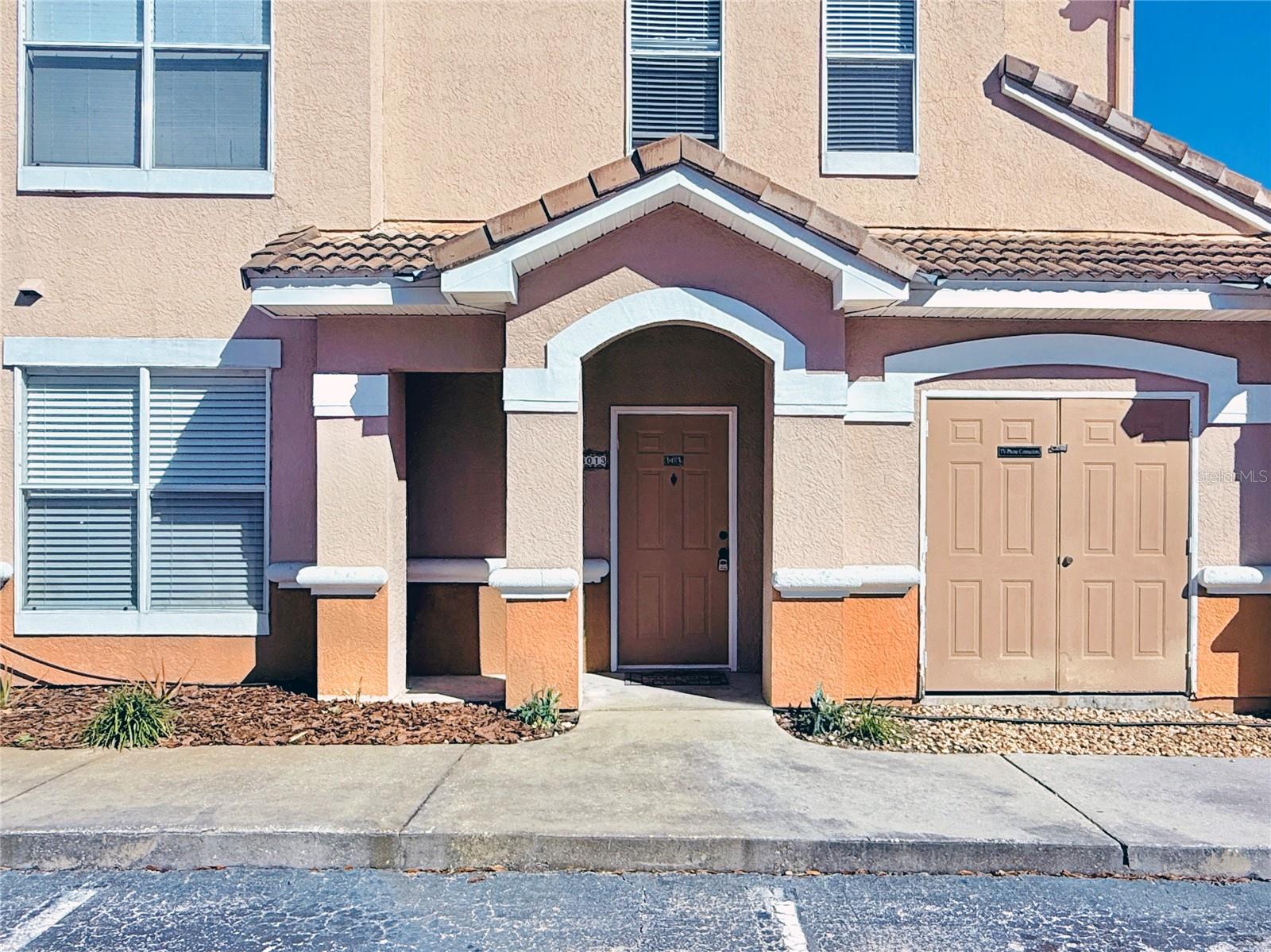 18013 Villa Creek Dr