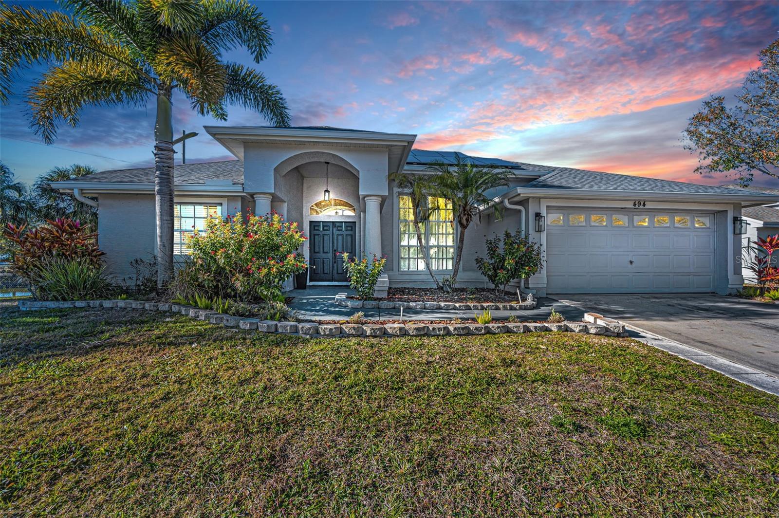 494 Village Dr photo 1
