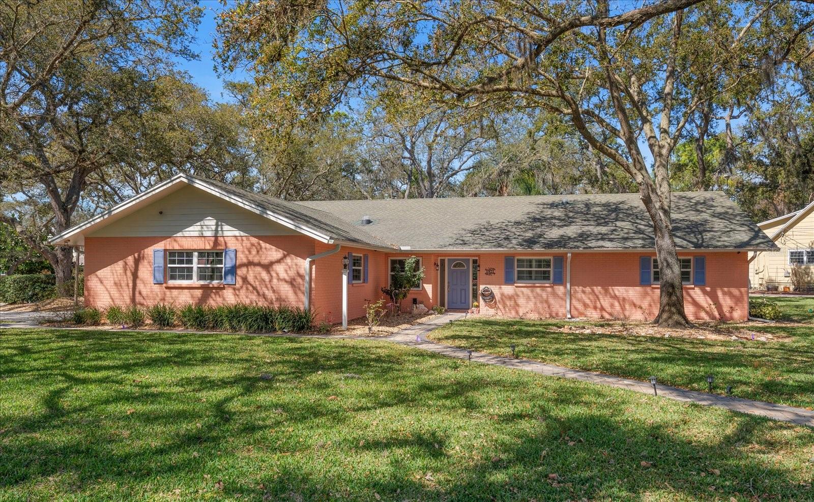 1921 Cardinal Rd