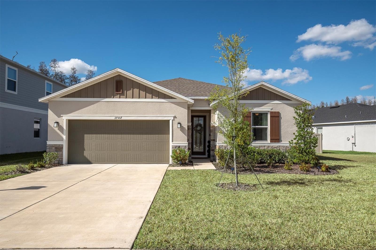 37557 MacKenzie Dr