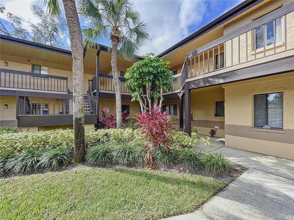 2679 Sabal Springs Cir #102 photo 1