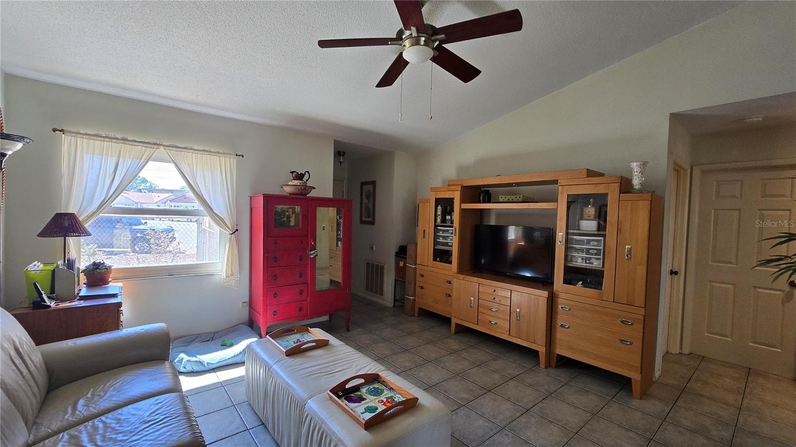 4628 Ashberry Dr