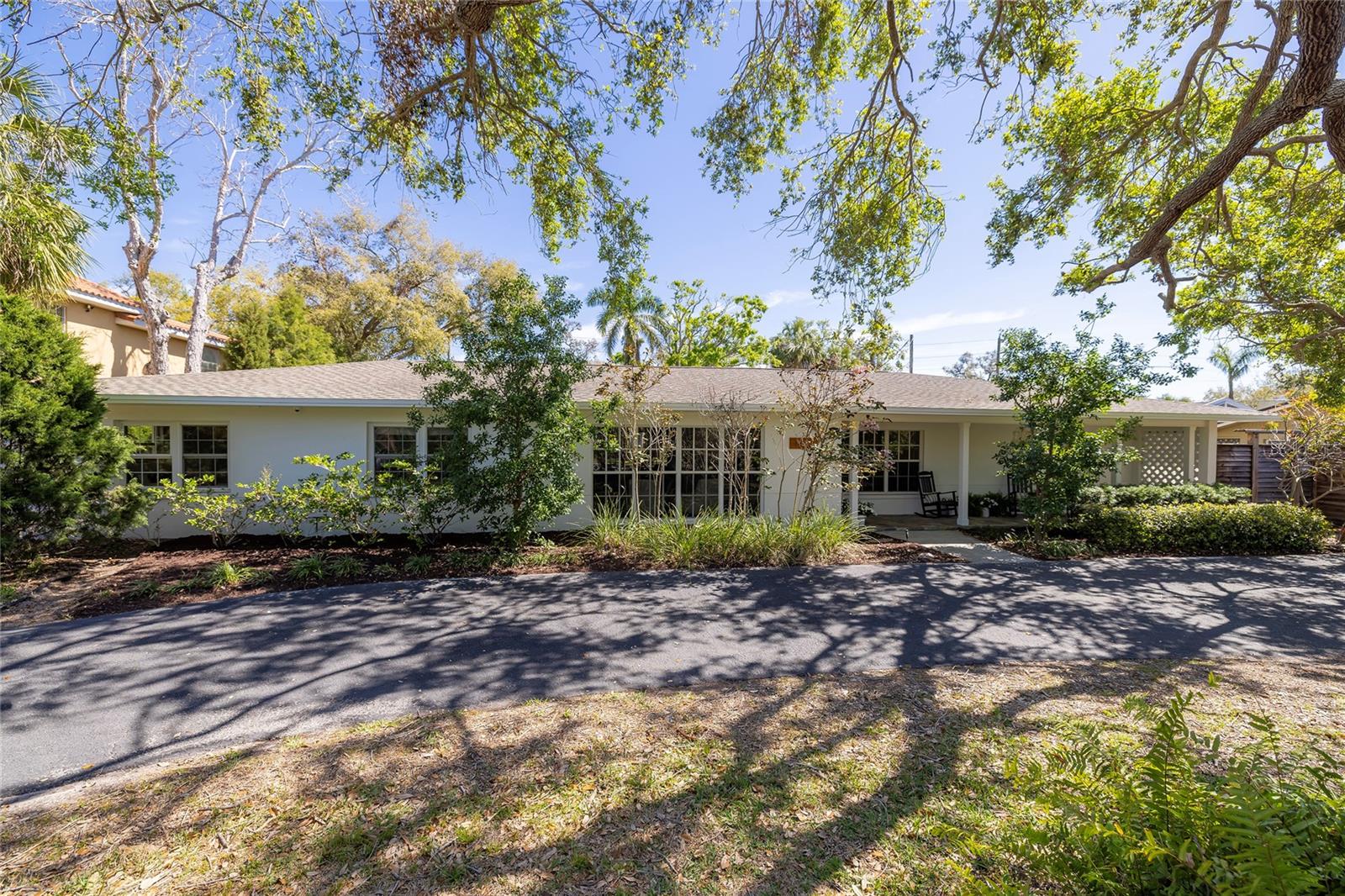 1433 Park St N photo 1
