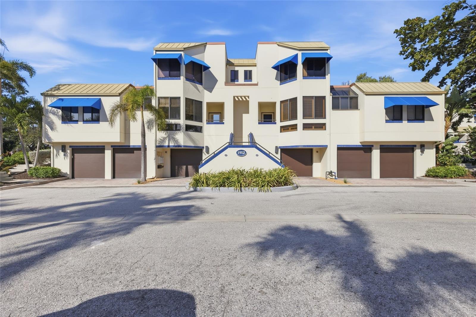 1912 Harbourside Dr #604 photo 1