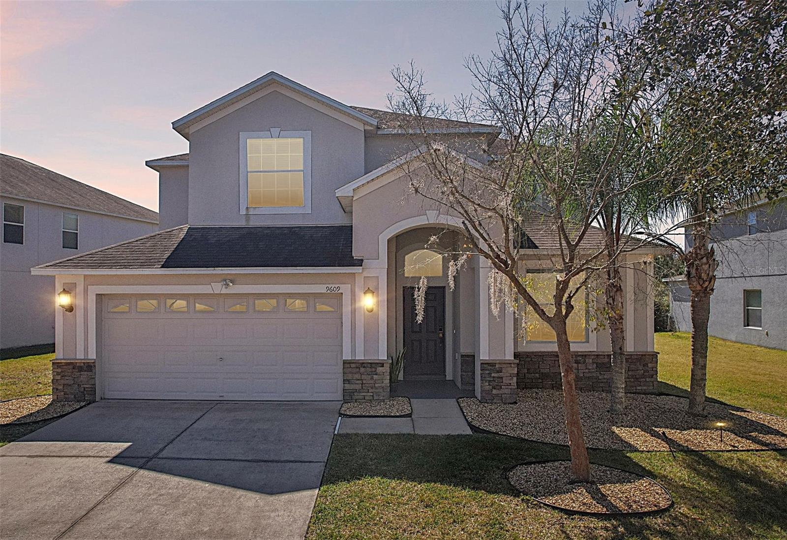 9609 Royal Fern CT photo 1