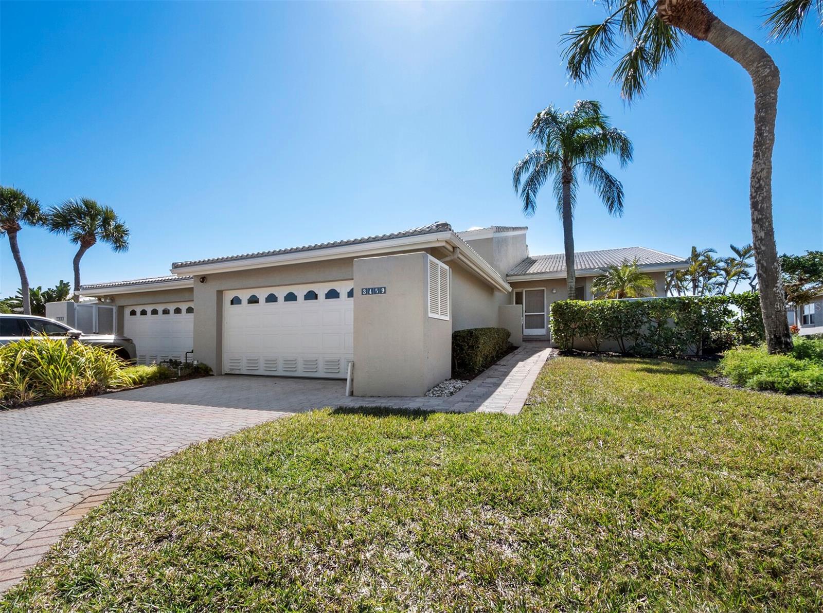 3459 Byron Ln