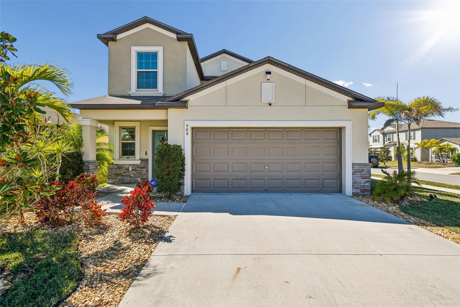 984 Olive Conch St photo 1