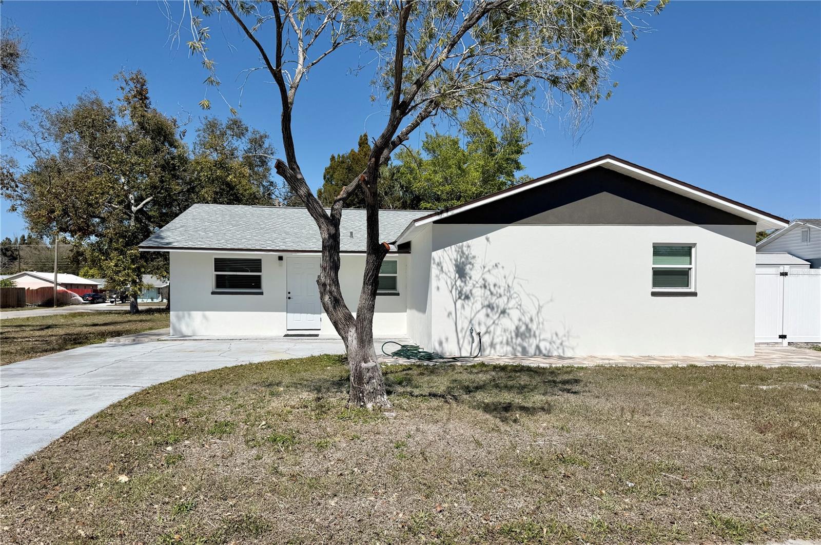 715 65th Avenue Dr W photo 1